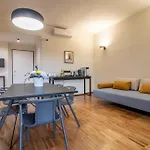 Πανσιόν Il Faro Luxury & Lounge Λα Σπέτσια