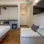 Πανσιόν Il Faro Luxury & Lounge