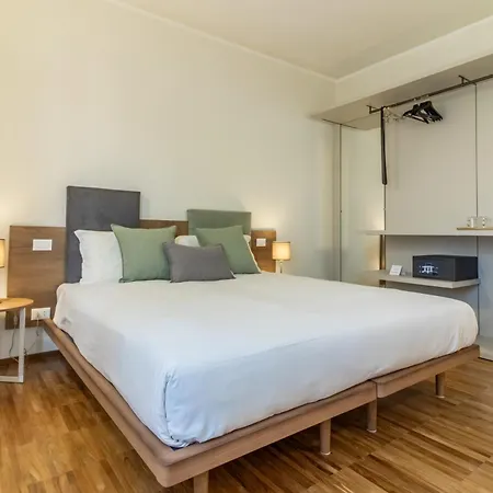 Il Faro Luxury Rooms&lounge La Spezia