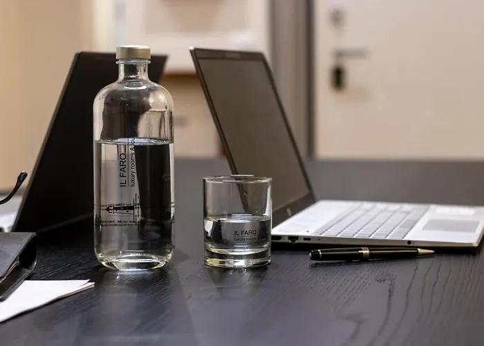 Il Faro Luxury & Lounge בית הארחה 3*