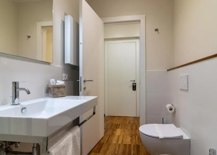 בית הארחה Il Faro Luxury & Lounge