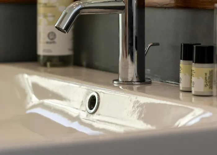 Il Faro Luxury & Lounge 3* לה ספציה